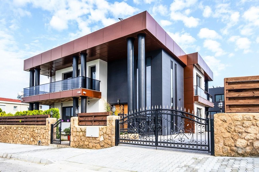 Edremit Dört Yatak Odalı Villa