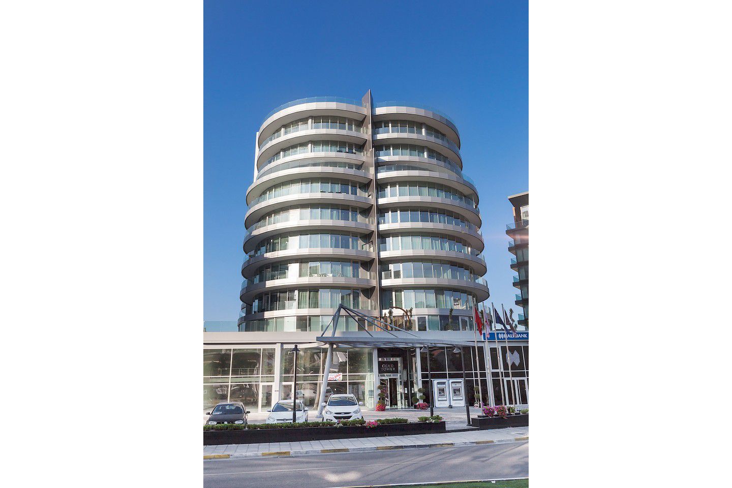 Carrington Gold Tower Photo 8
