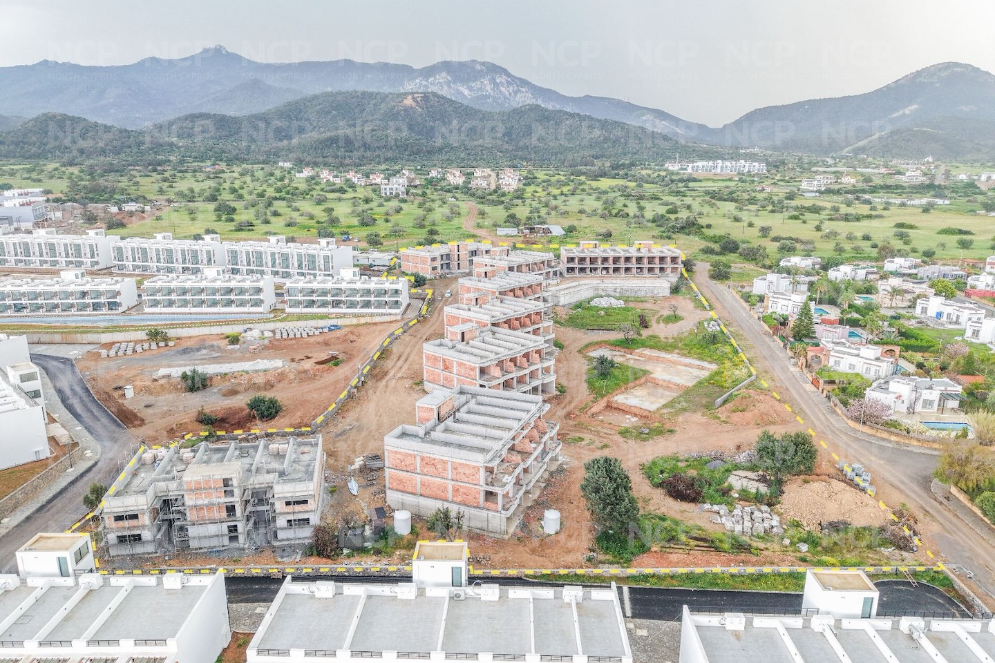 Isatis Construction Hillside Photo 10