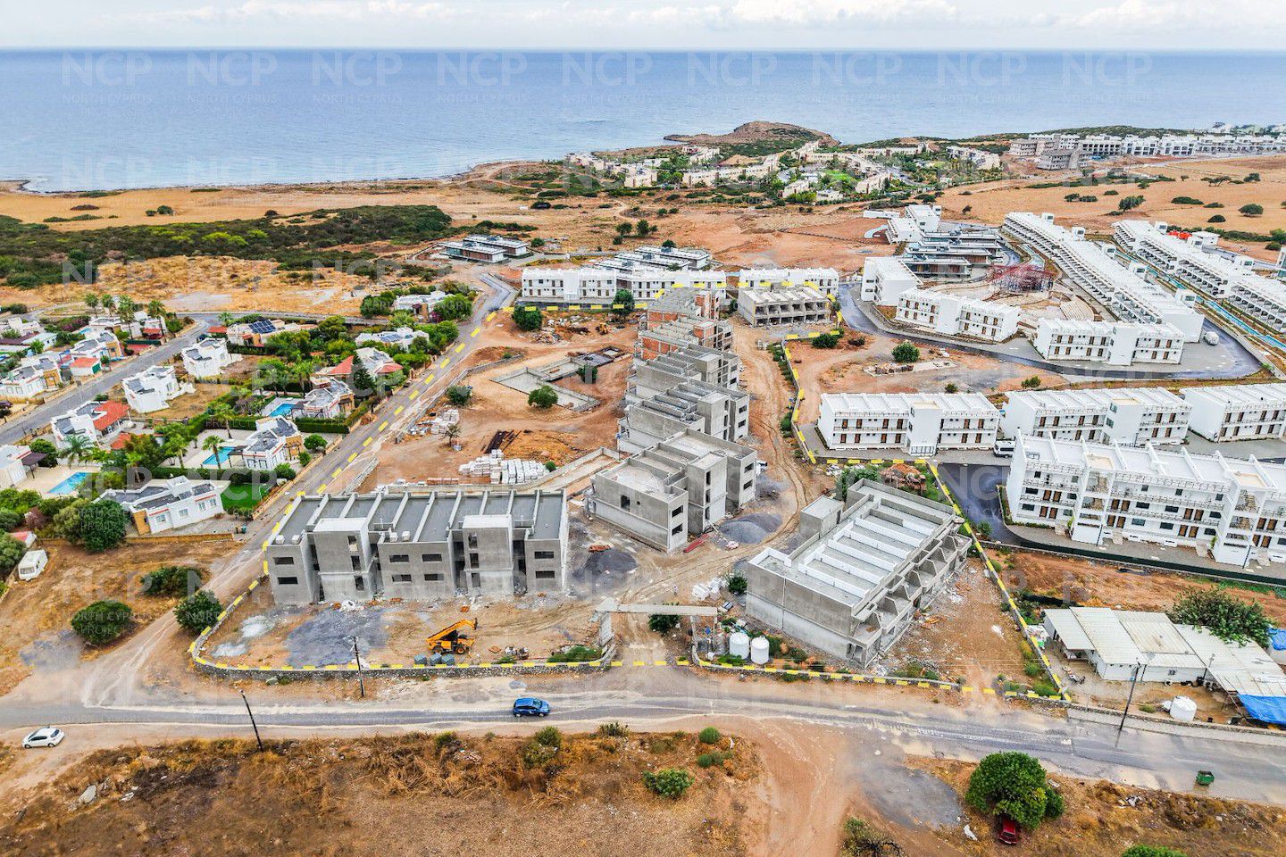 Isatis Construction Hillside Photo 9