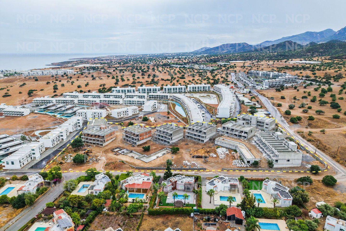 Isatis Construction Hillside Photo 10