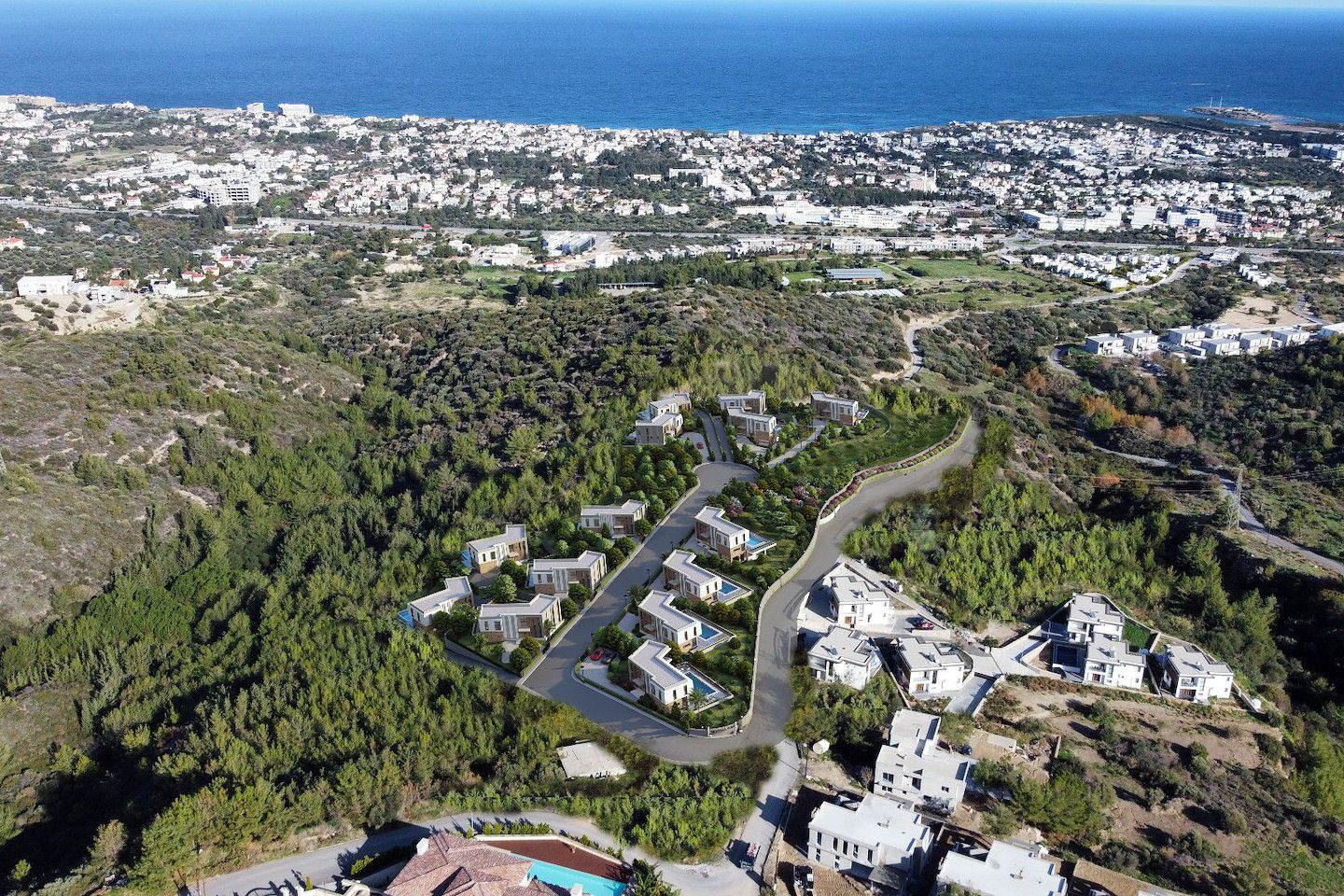 North Cyprus Five Bedroom Luxury Villa in Karmi (No 4) Photo 4