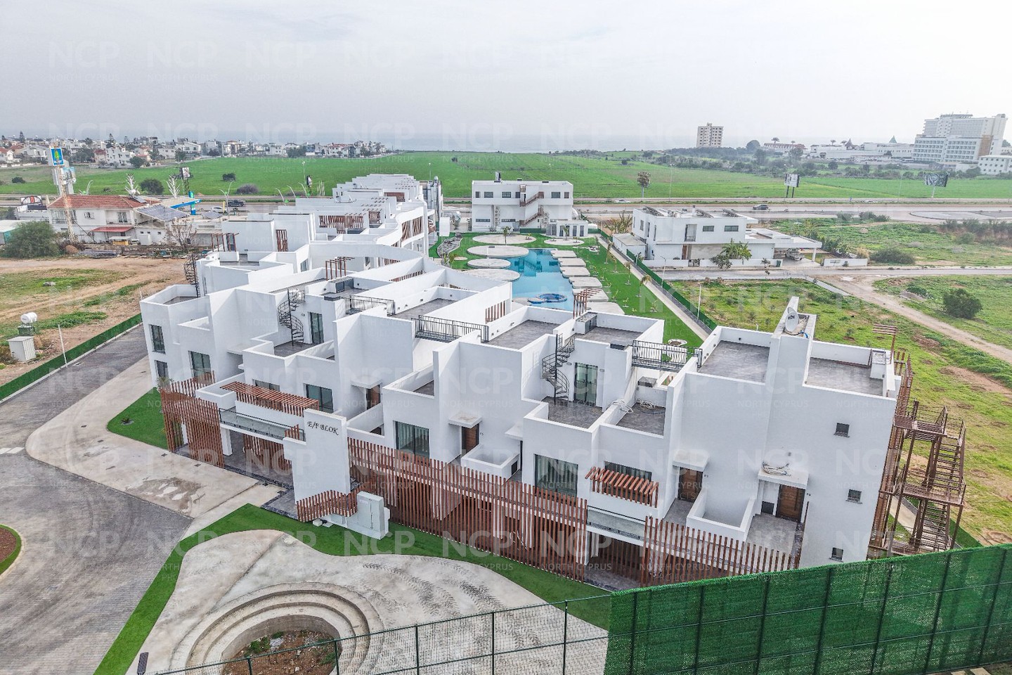 Dorter Construction Neo Residence Photo 10