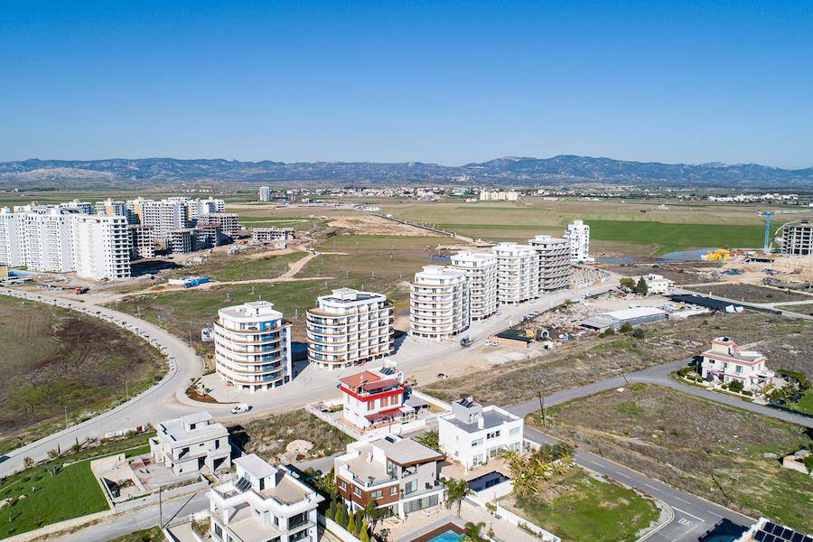 Denize Yürüme Mesafesinde Tek Yatak Odalı Penthouse Daireler