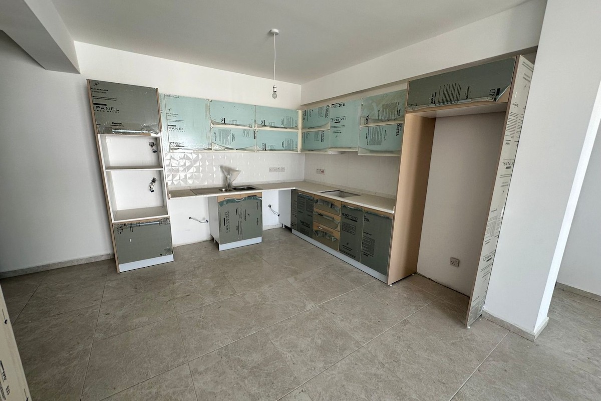 North Cyprus Two Bedroom Apartment in Alsancak Photo 8