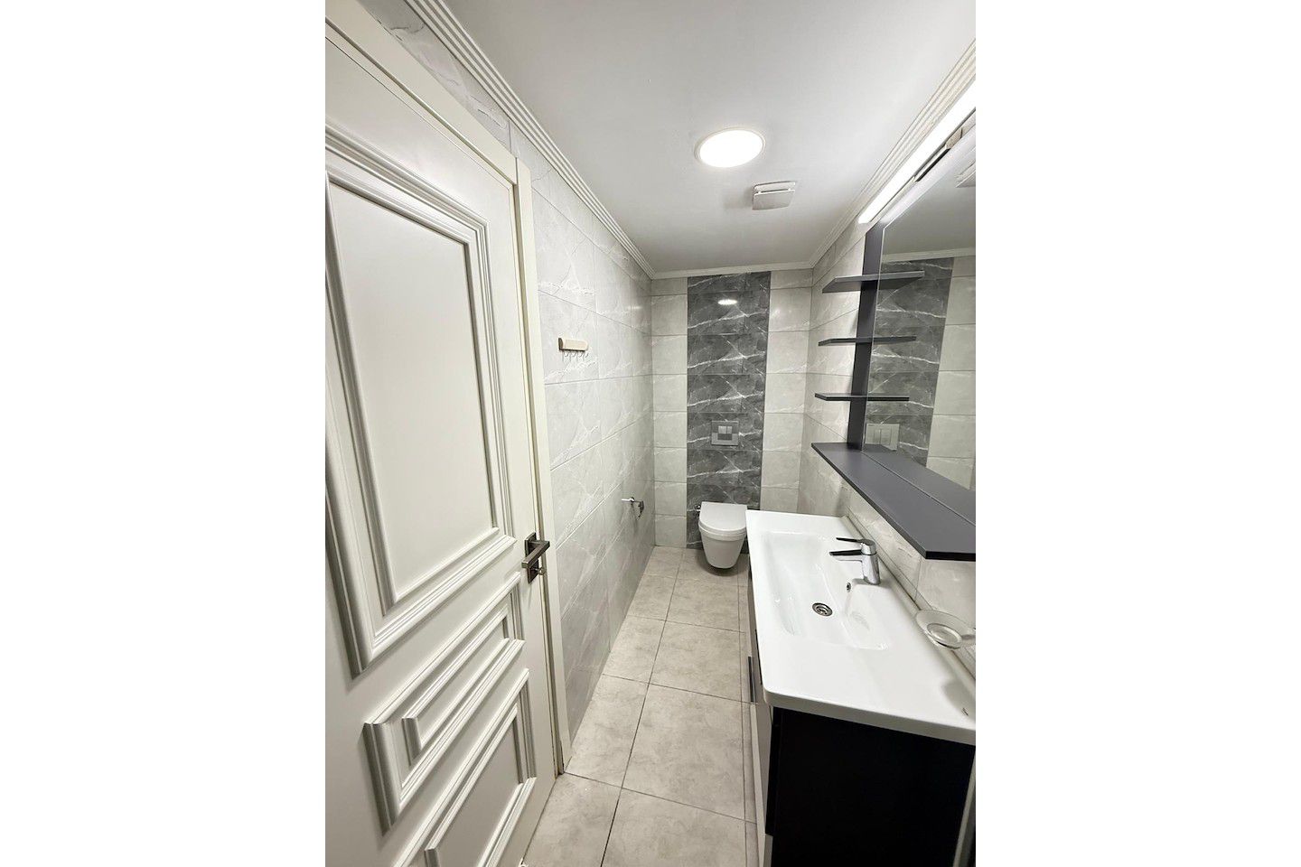 North Cyprus Two Bedroom Apartment in Kyrenia City Center Photo 31