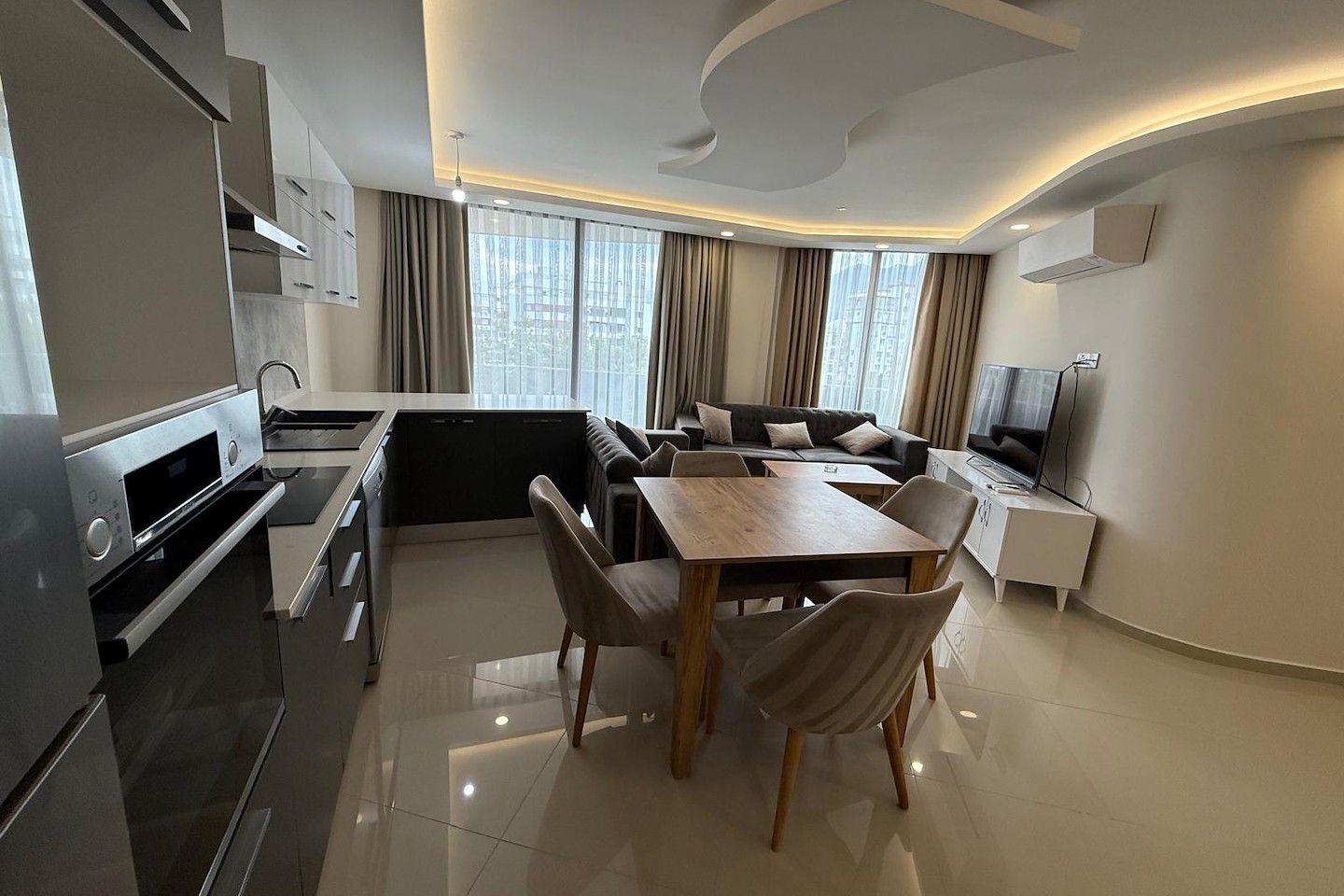 North Cyprus Three Bedroom Apartment in Kyrenia City Center Photo 16