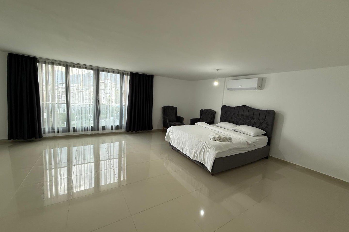 North Cyprus Three Bedroom Apartment in Kyrenia City Center Photo 20