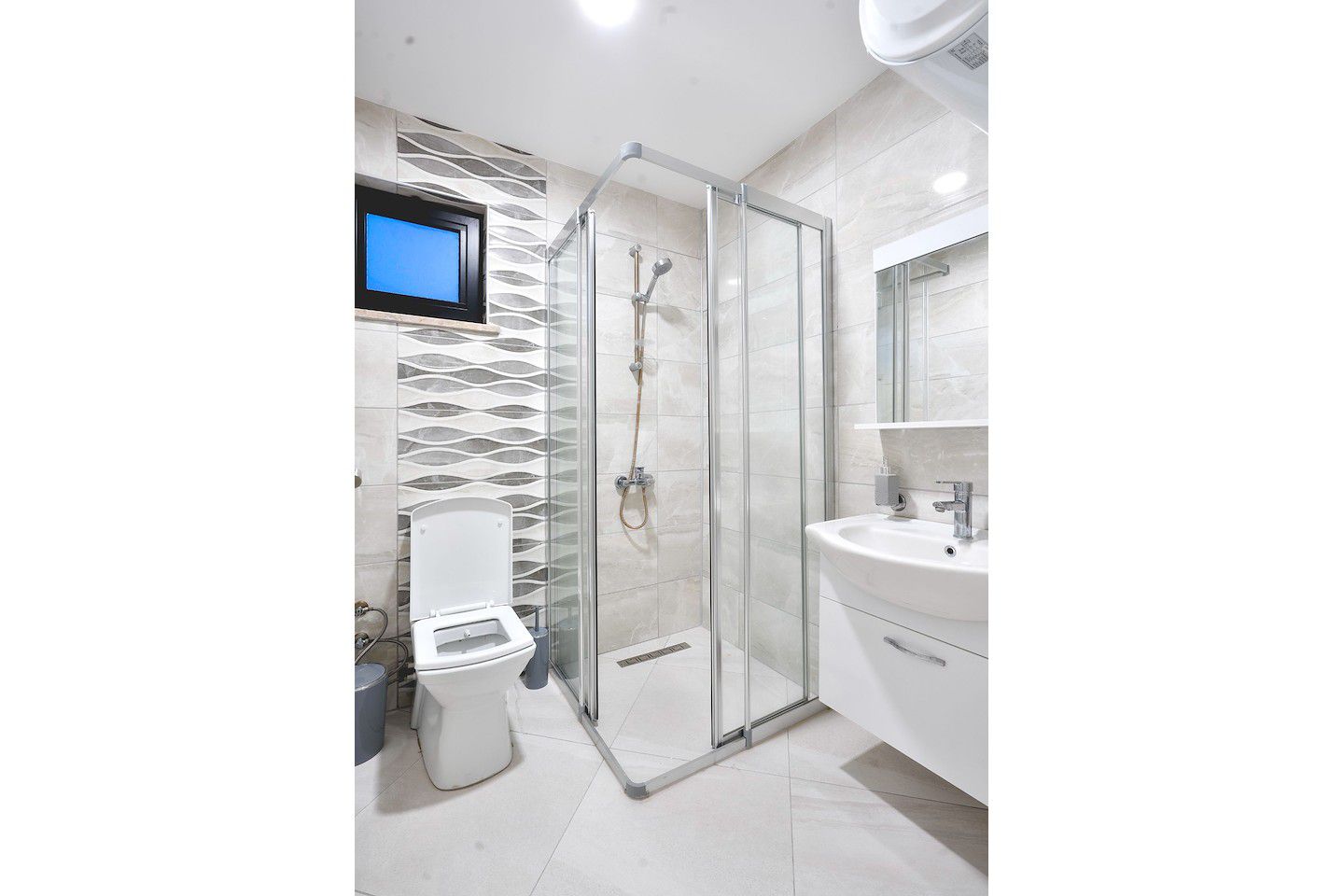 North Cyprus Two Bedroom Apartment in Kyrenia City Center Photo 15