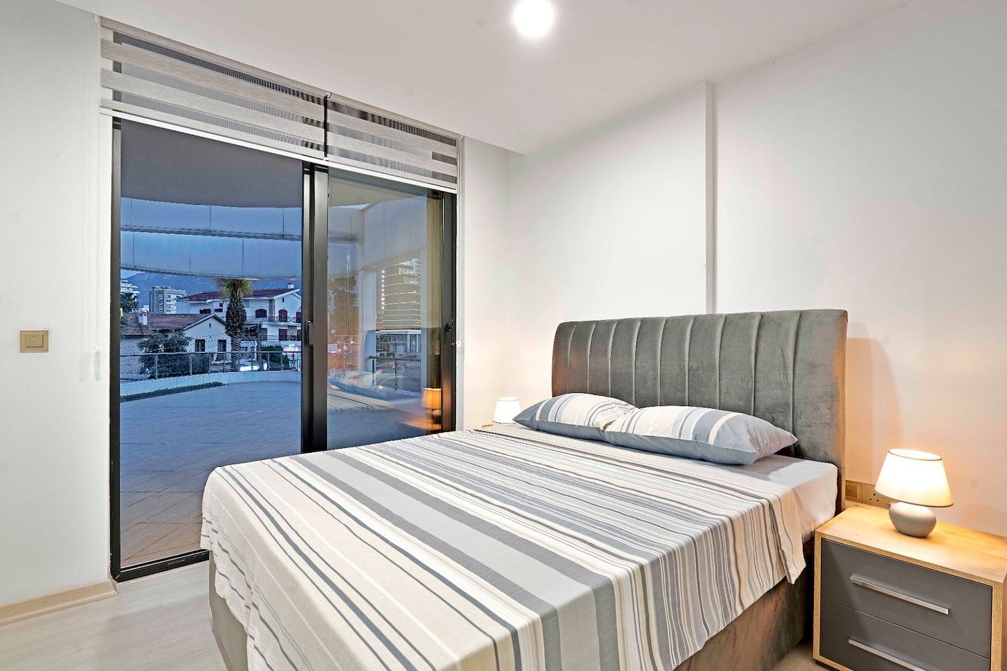 North Cyprus Two Bedroom Apartment in Kyrenia City Center Photo 16