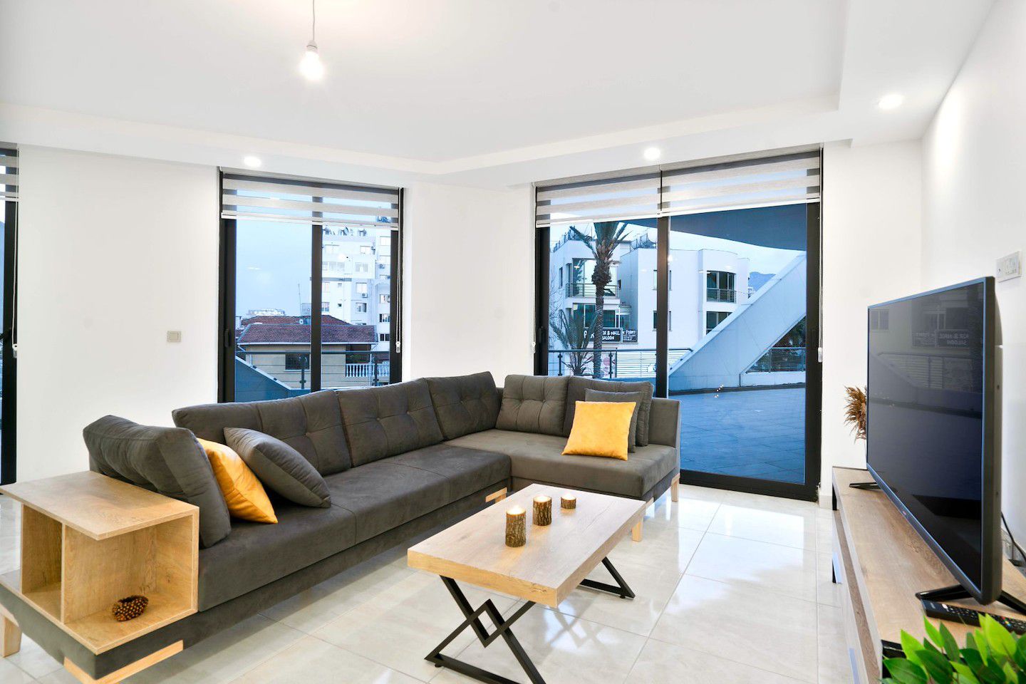 North Cyprus Two Bedroom Apartment in Kyrenia City Center Photo 6