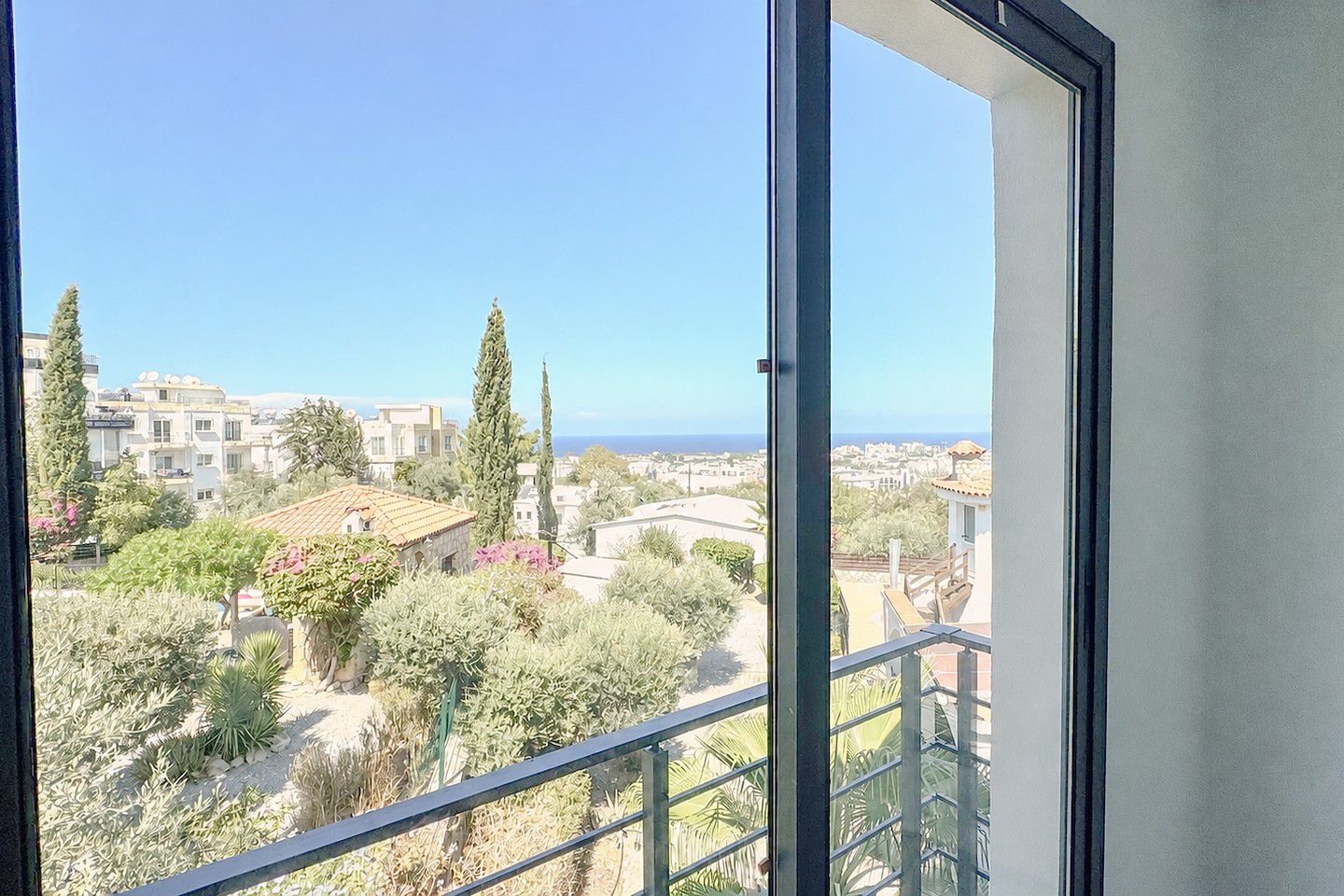 North Cyprus One Bedroom Apartment in Alsancak Hills Photo 28