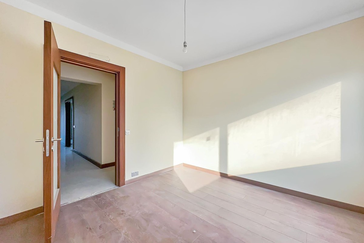 North Cyprus Three Bedroom Apartment in Kyrenia City Center Photo 20