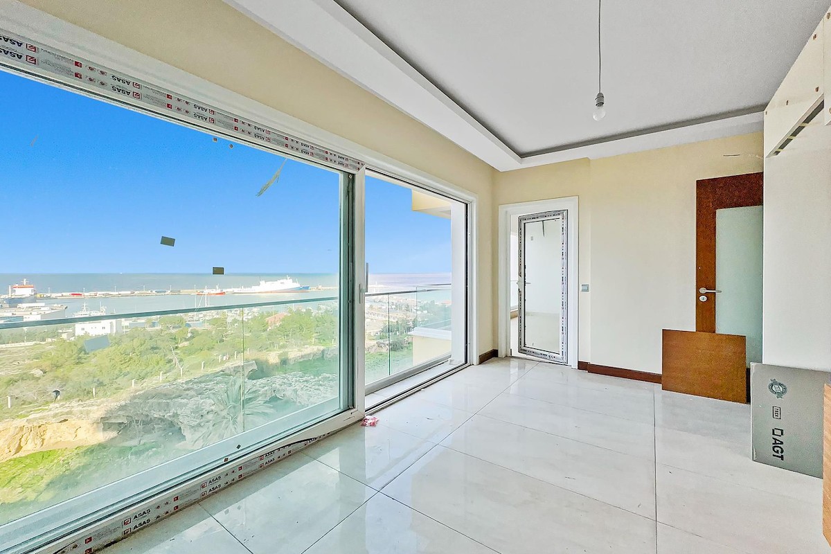 North Cyprus Three Bedroom Apartment in Kyrenia City Center Photo 9