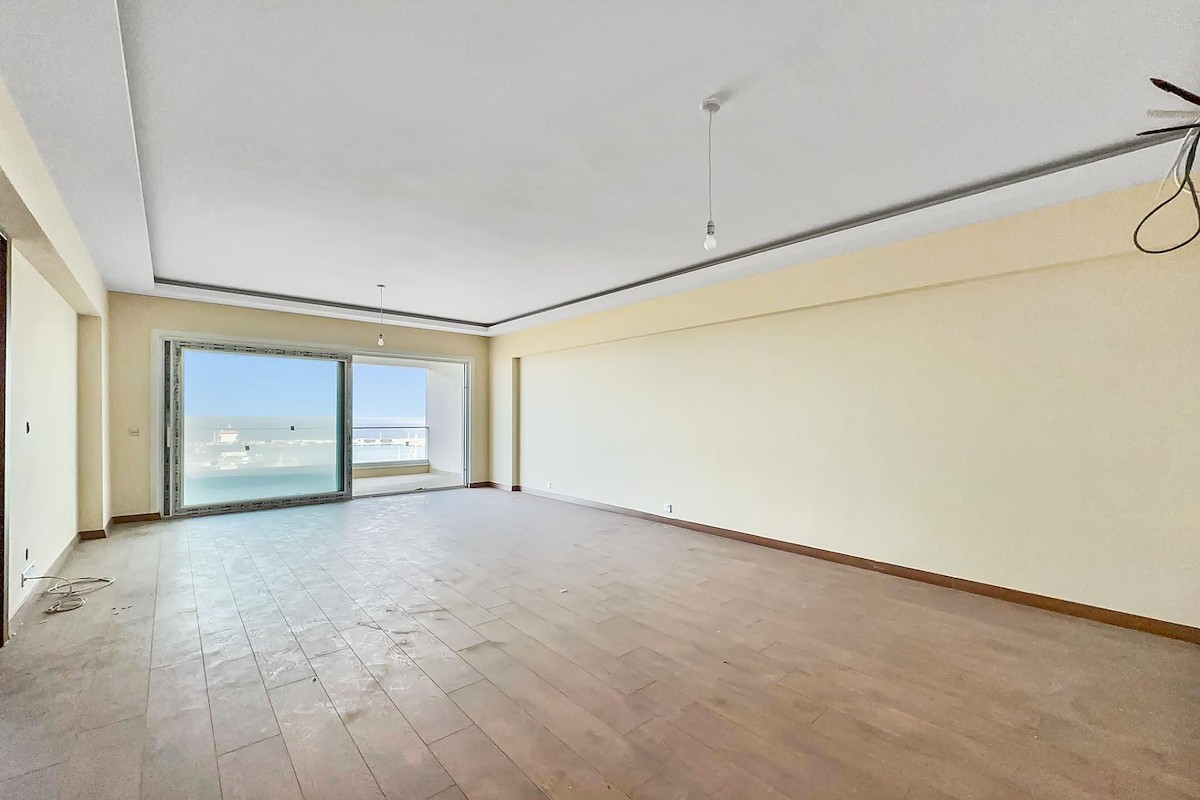 North Cyprus Three Bedroom Apartment in Kyrenia City Center Photo 11