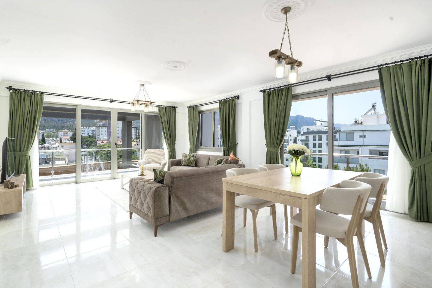 North Cyprus Two Bedroom Penthouse in Kyrenia City Center Photo 4