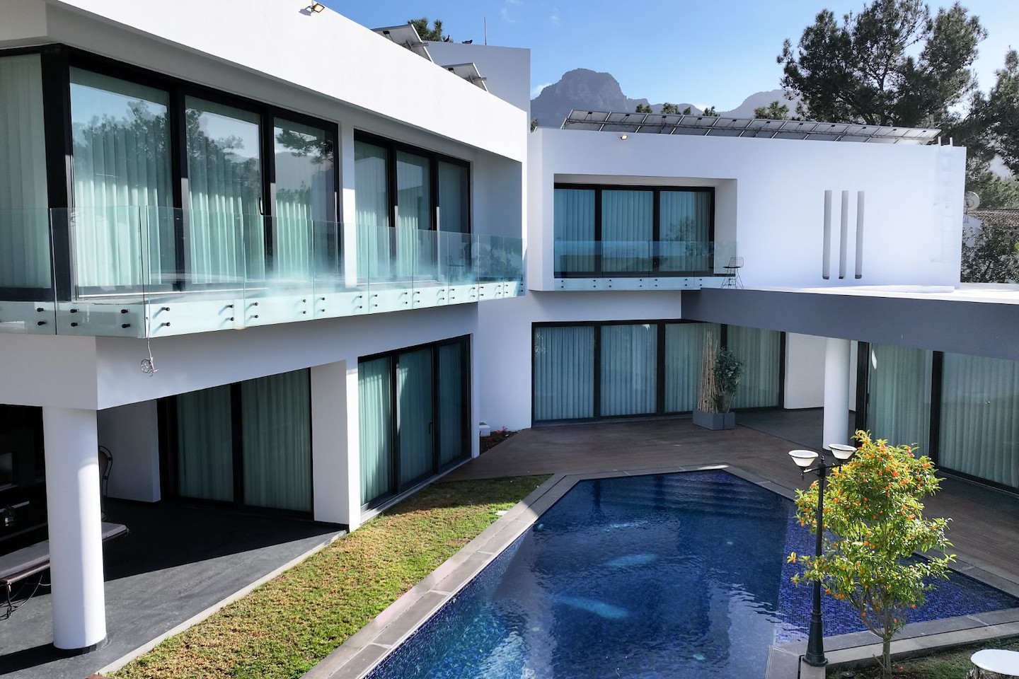 Norra Cypern Villa med fyra sovrum i Kyrenia Photo 3