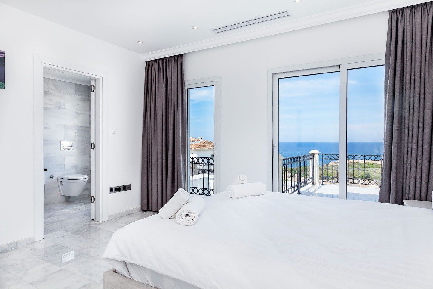 North Cyprus Three Bedroom Villa in Esentepe Photo 11