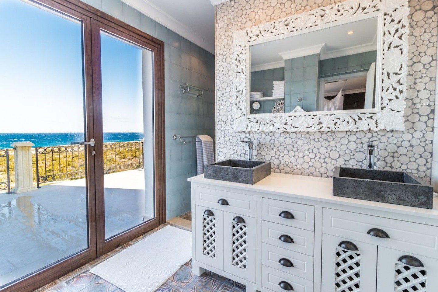 North Cyprus Five Bedroom Villa in Esentepe Photo 18