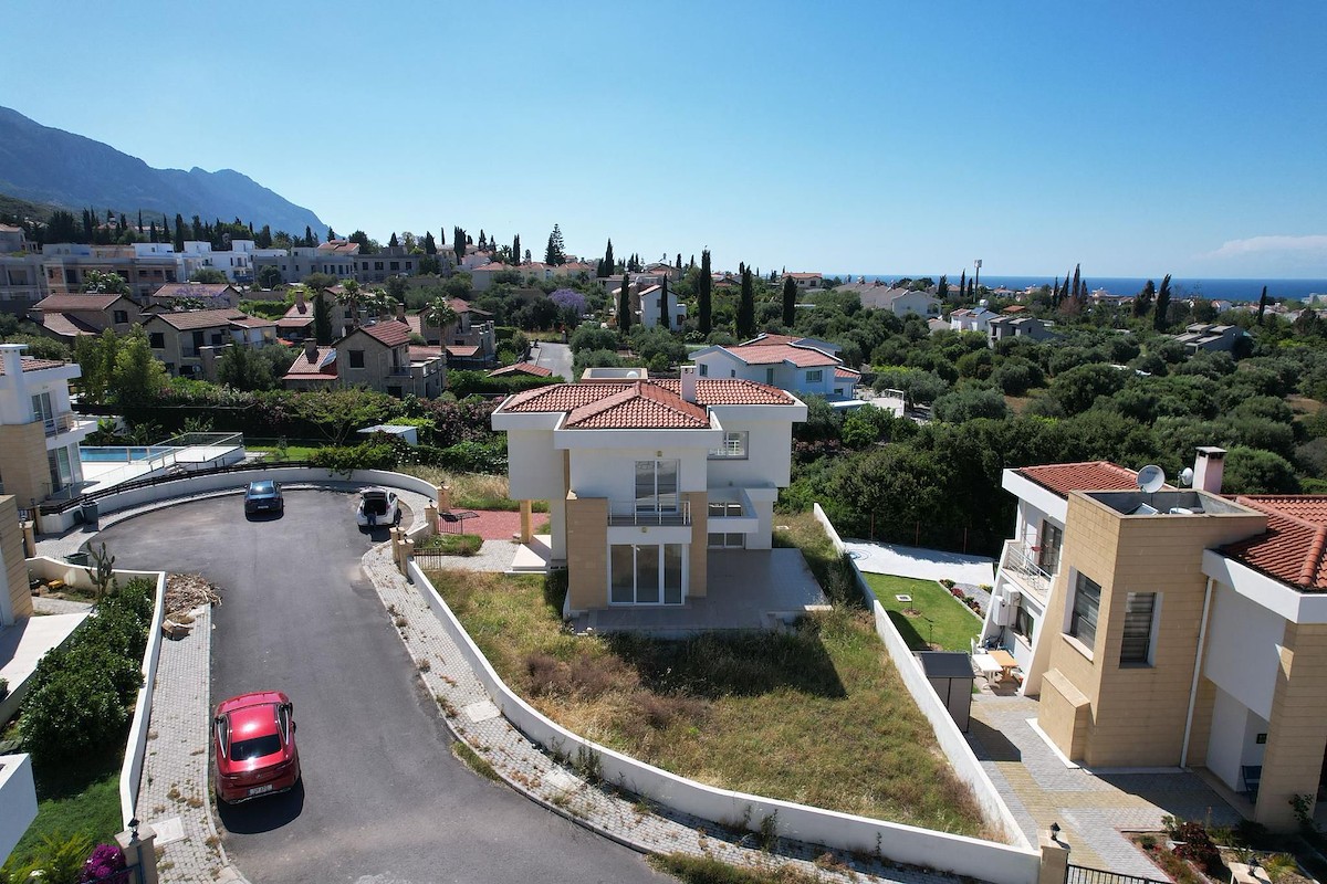 Capiton Construction Yesiltepe villa Foto 7