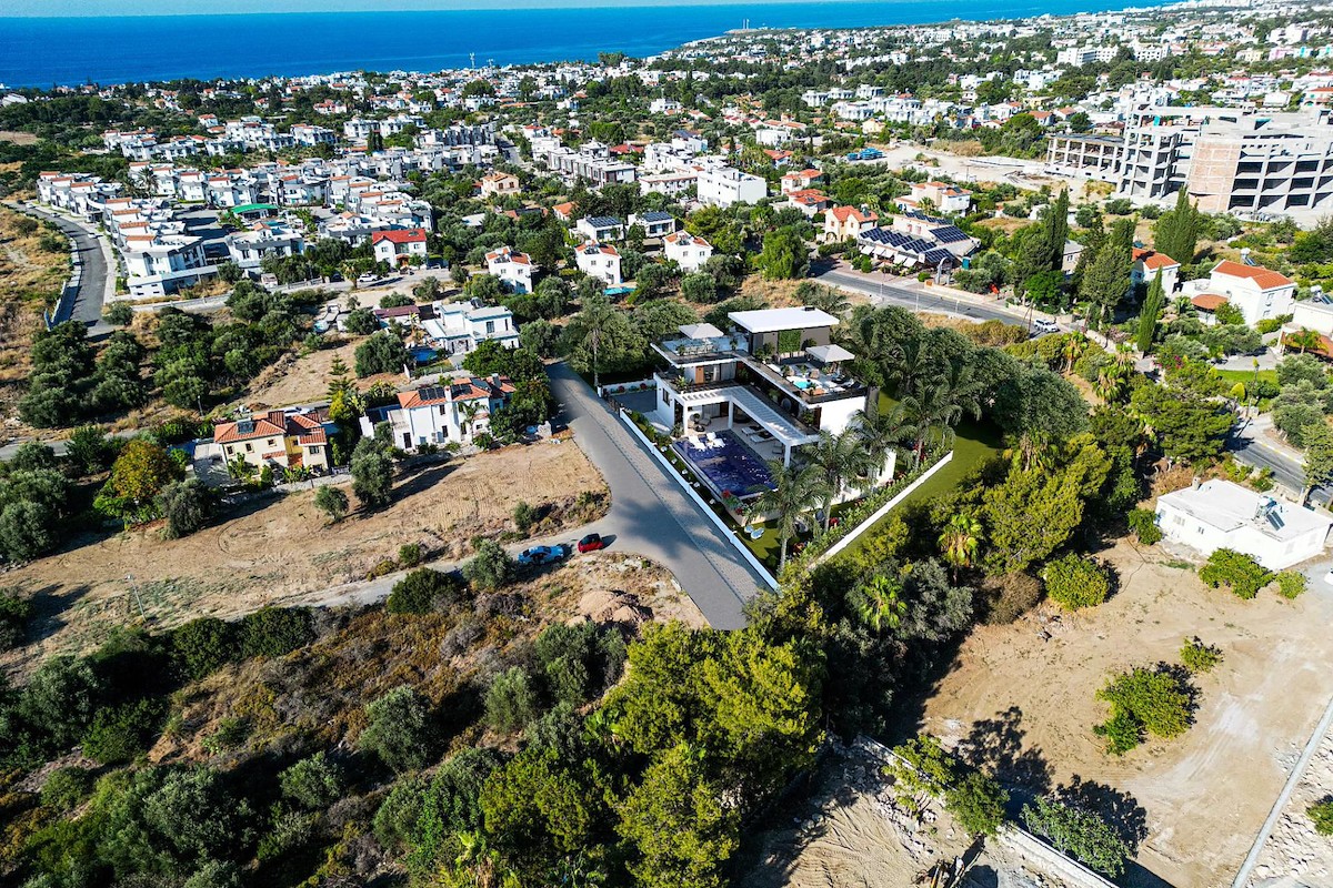 Norra Cypern Villa med fyra sovrum i Edremit Photo 18