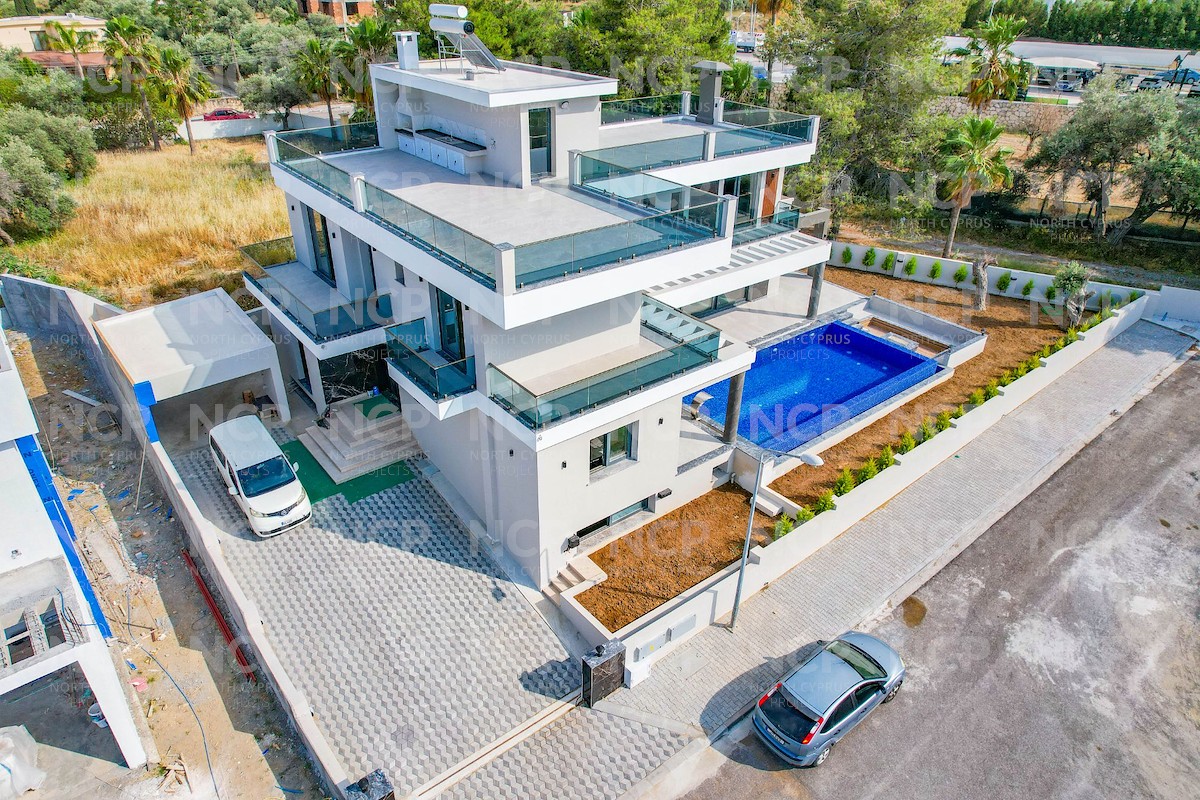 Norra Cypern Villa med fyra sovrum i Edremit Photo 52