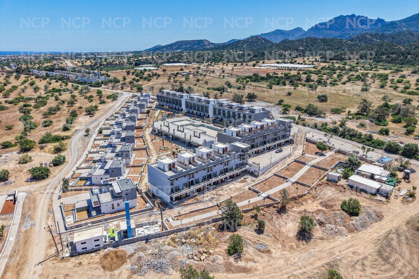 Emtan Construction Reflection Foto 10