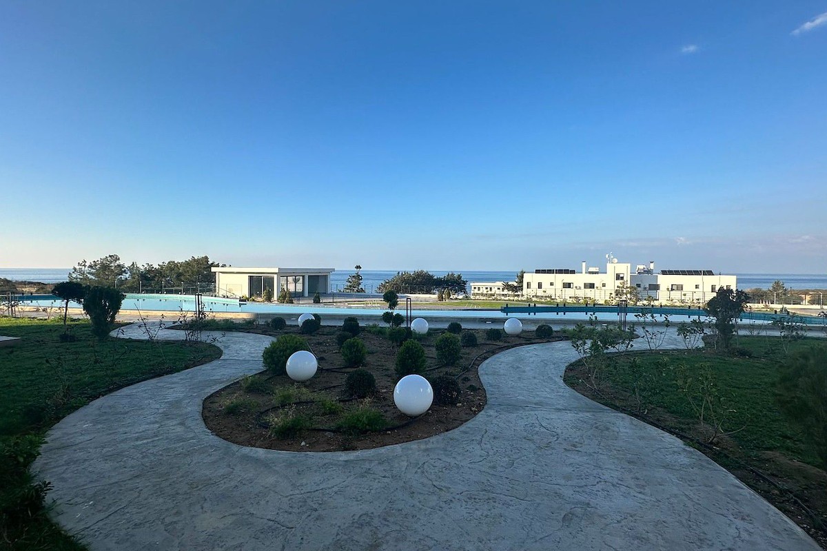 Emperia Developments Siesta Beachfront Foto 7