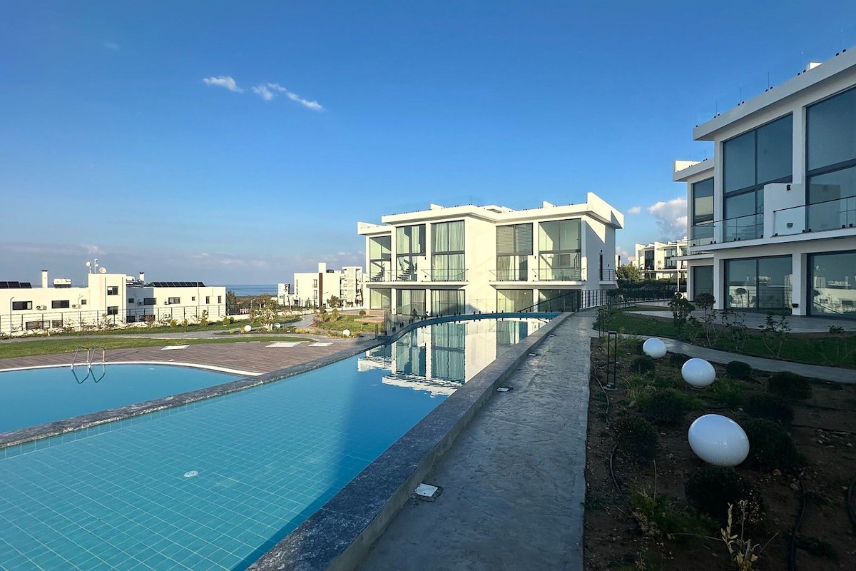 Emperia Developments Siesta Beachfront Foto 5