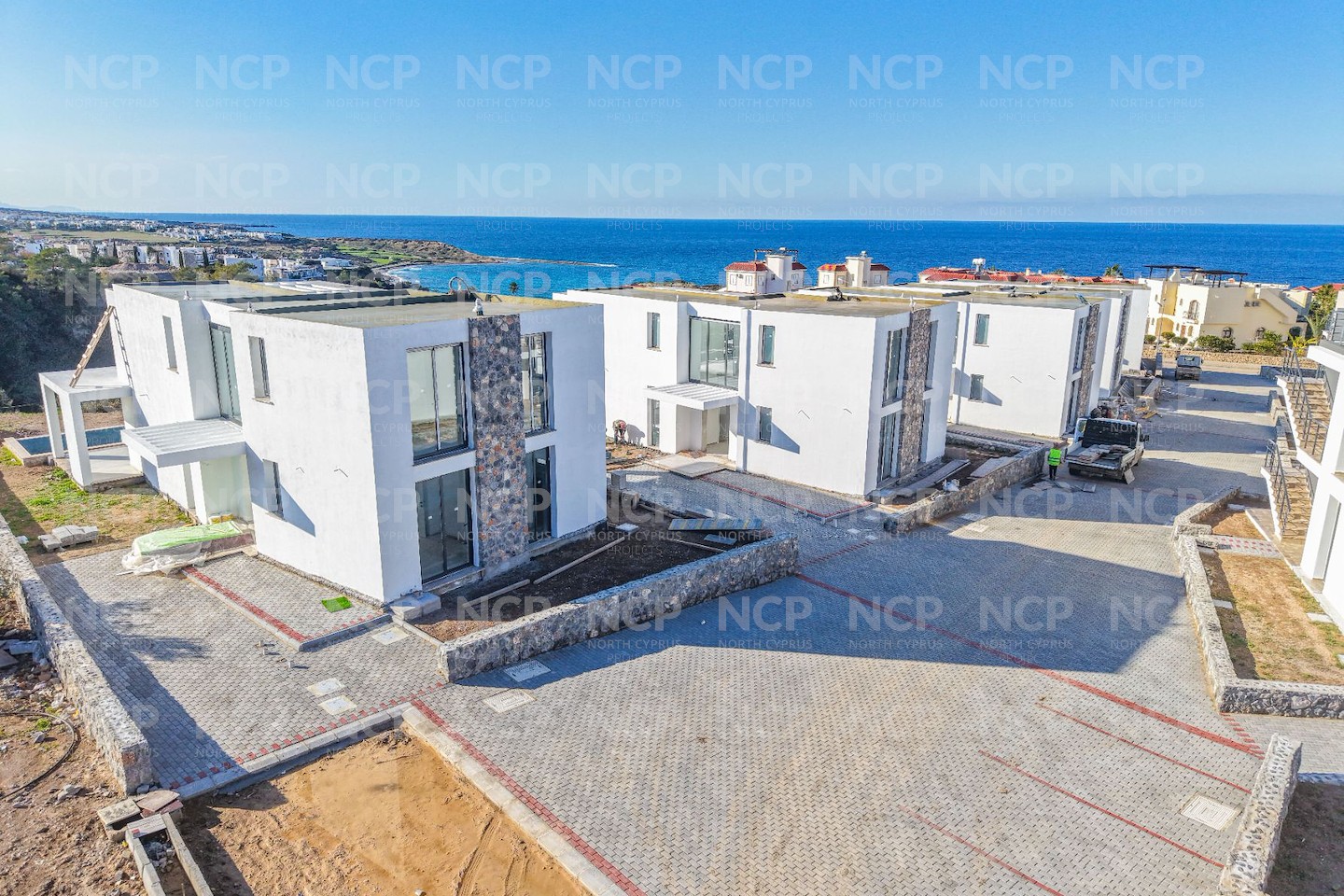 Capiton Construction Sunset Bay Foto 9