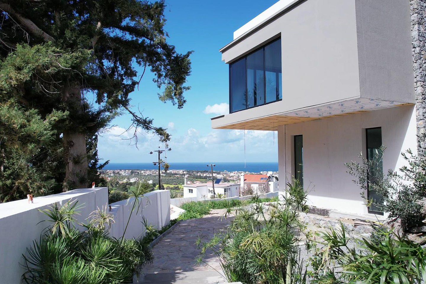 North Cyprus Nine Bedroom Villa in Karsiyaka Photo 2