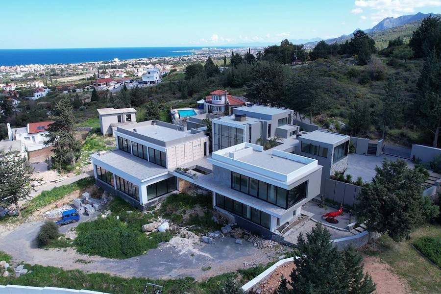 Nine Bedroom Villa in Karsiyaka