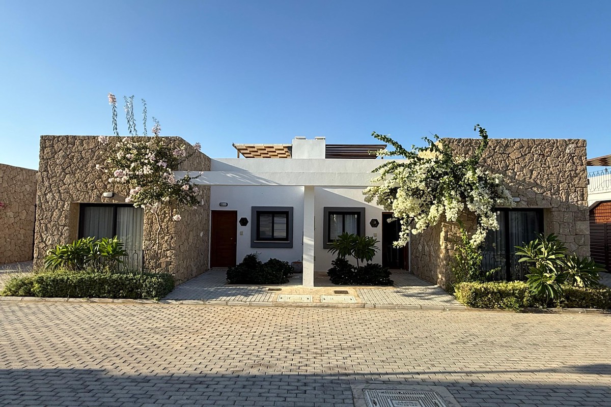 Island Green Cons Yalusa Homes Photo 1