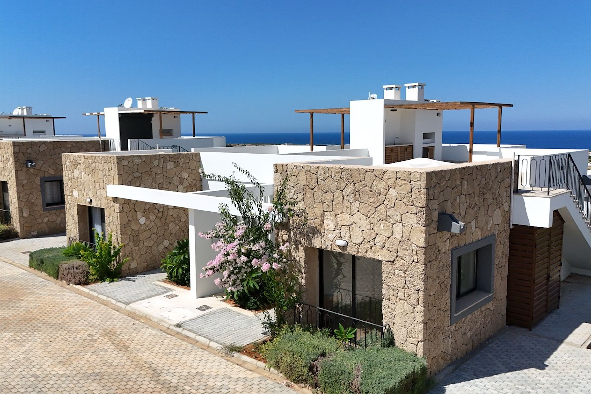 Island Green Cons Yalusa Homes Photo 3